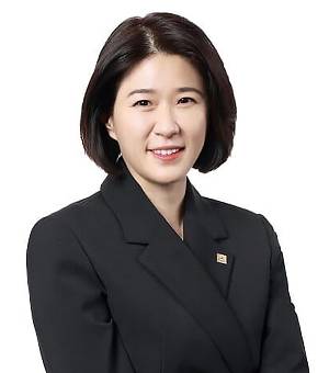 조지은 라이나생명 대표가 처브라이프와 통합 작업을 마무리 해야 하는 중책을 안게 됐다./사진=라이나생명