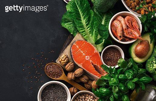 오메가-3를 얻을 수 있는 해산물과 견과류  [게티이미지뱅크 제공]