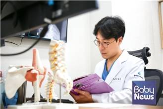 도움말=이용기 의정부 늘바른마취통증의학과 대표원장. ⓒ늘바른마취통증의학과