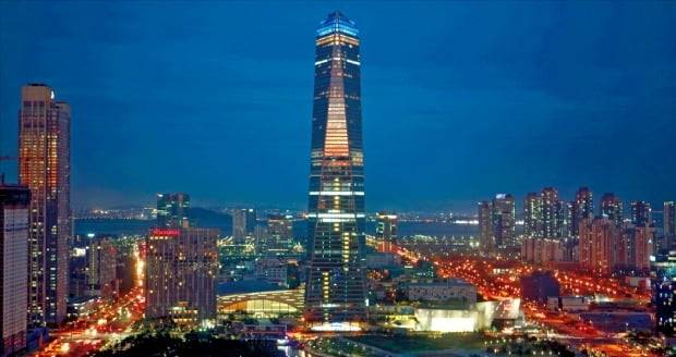 송도국제도시 야경. /인천관광공사 제공