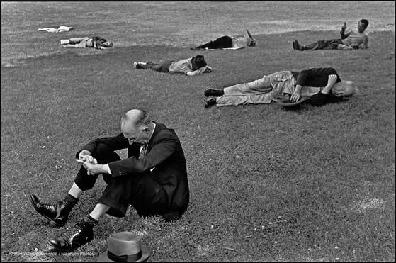 ″Boston, United-States″ (1947) by Henri Cartier-Bresson [FONDATION HENRI CARTIER-BRESSON]