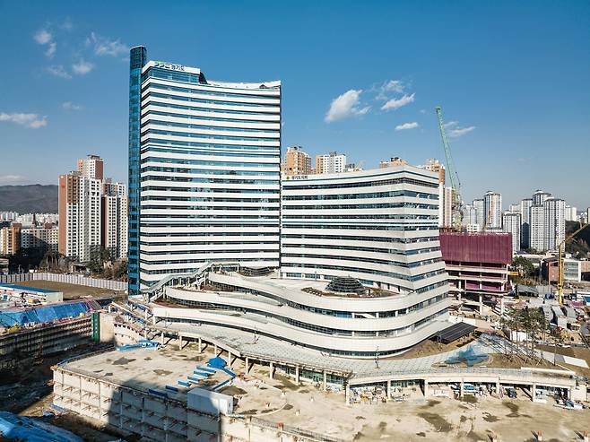 경기 수원시 영통구 도청로 30 경기도청 전경. 경기도 제공