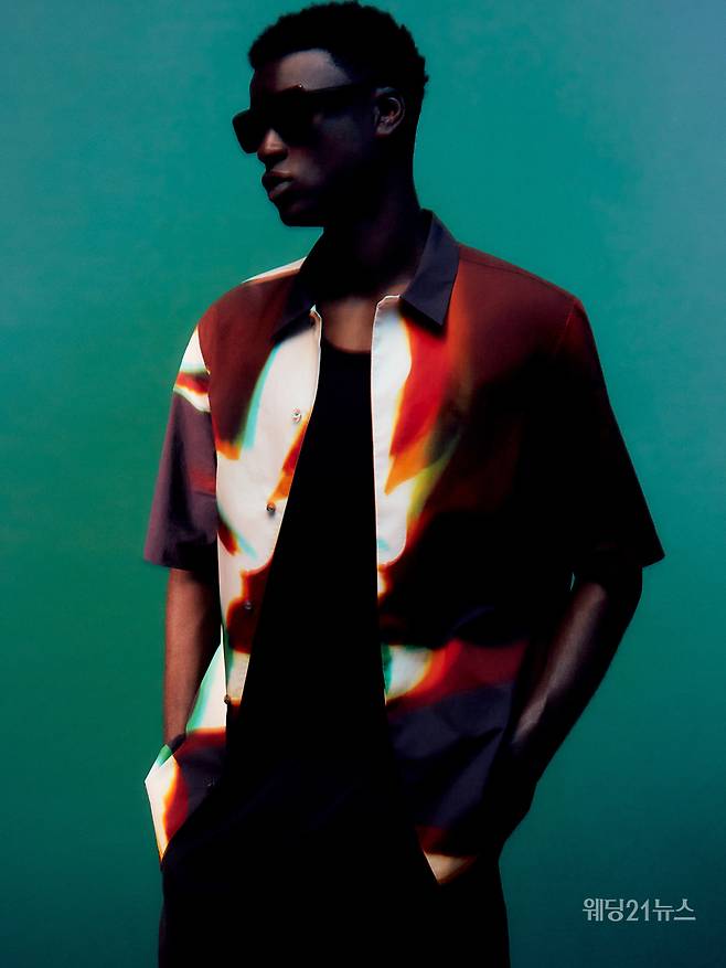 COS x Lea Colombo 협업 캡슐 컬렉션 (사진제공 : COS, Lea Colombo 촬영)