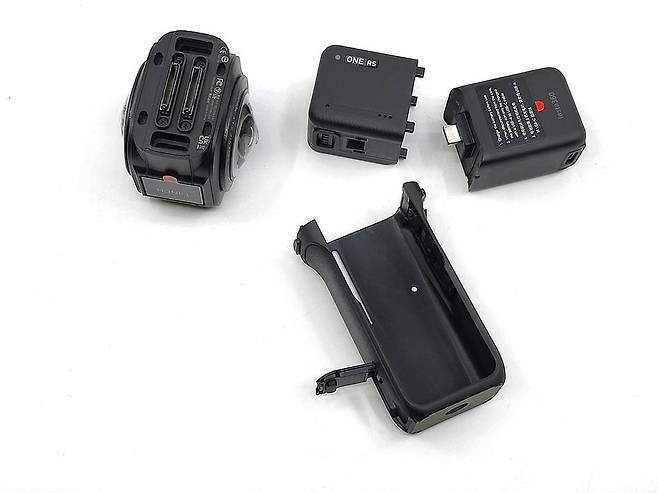 /인스타360 원 RS 1인치 360 에디션