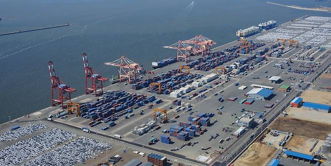 평택항 부두 전경 /경기평택항만공사 제공