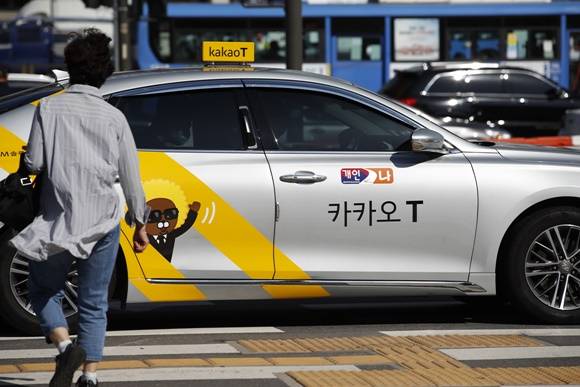 카카오 노사가 모빌리티 매각설로 촉발된 갈등을 해결하기 위해 지난 27일 긴급히 회동했다. /사진=뉴스1