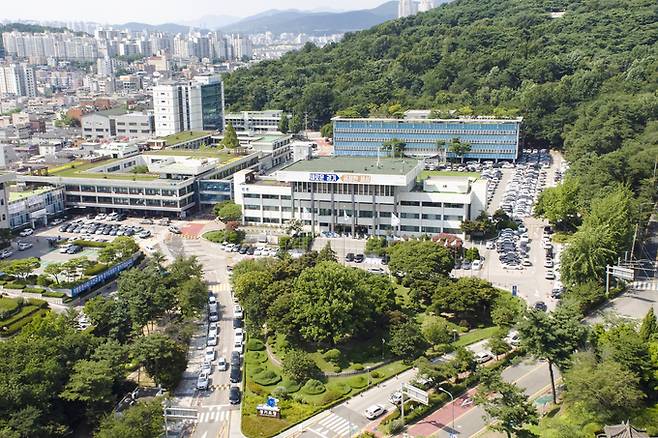 엣 경기도청 팔달구청사 전경. / 사진제공=경기도