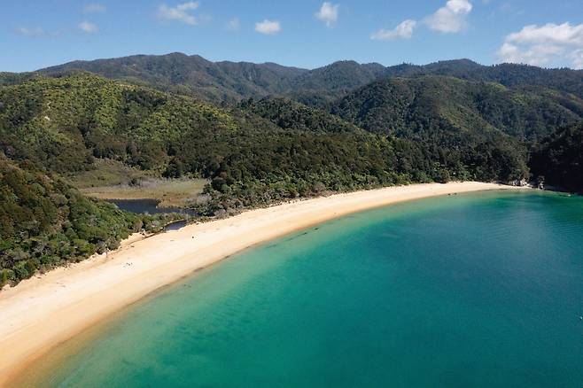 해안선이 아름다운 아벨태즈먼 코스트 트랙 [뉴질랜드관광청 제공]