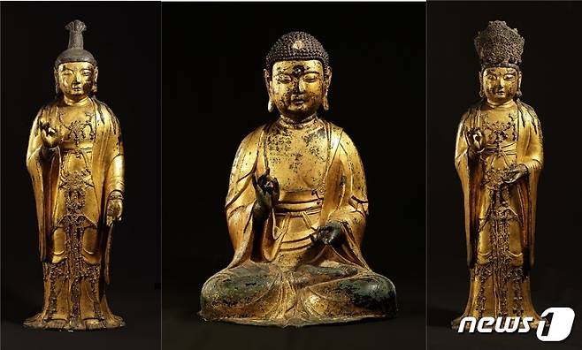 금동아미타여래삼존상. (문화재청 제공) © 뉴스1