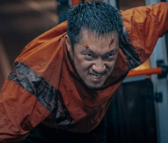 소리가 들리지 않고 자막도 없던, 한국 영화를 보는 내 기분을 구씨 표정으로 표현해보았다./사진=범죄도시2