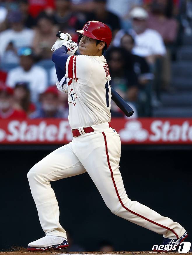 오타니 쇼헤이는 6월까지 홈런 17개를 쳤다. © AFP=뉴스1