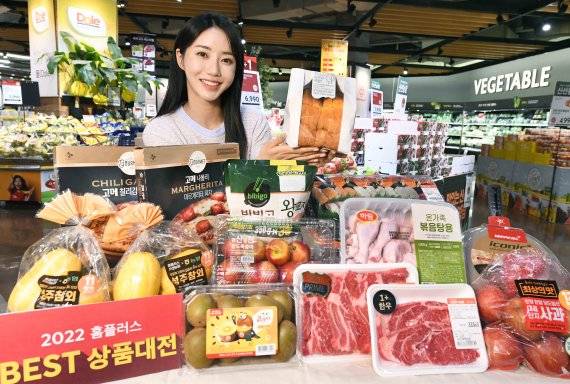 홈플러스는 6일까지 일주일 간 상반기 결산 '2022 베스트 상품 대전'을 연다.