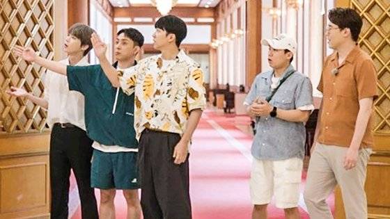 청와대를 찾은 ‘집사부일체’ 멤버들. [사진 SBS]