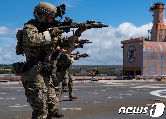 한미 양국 군 특수부대가 환태평양훈련(RIMPAC·림팩) 기간 연합훈련을 실시했다고 미군 인도·태평양사령부가 지난달 30일(현지시간) 밝혔다. (미군 인도·태평양사령부) © 뉴스1