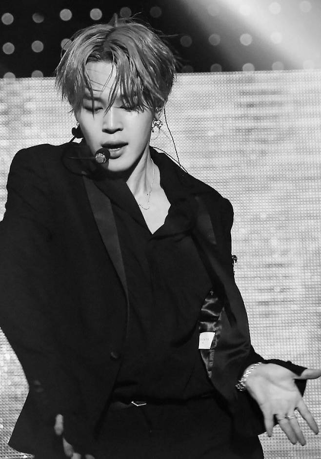 '카디비 최애' 방탄소년단 지민, 세계적 래퍼도 반한 '수퍼 셀럽'..컬래버 '기대UP'