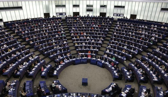 프랑스 동부 스트라스부르에 있는 유럽연합(EU) 의회의 모습. [AP=연합뉴스]