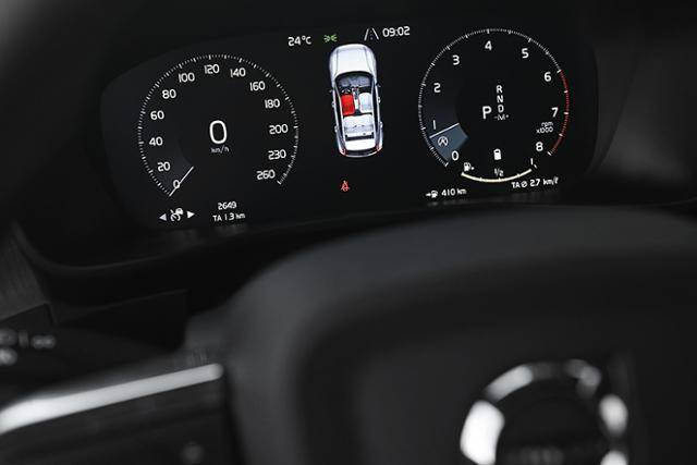볼보 XC40 B4 인스크립션 AWD 시승기