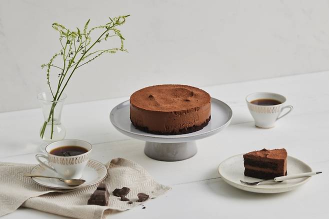 베키아에누보 파베 초콜릿 생크림 케이크/사진제공=신세계푸드