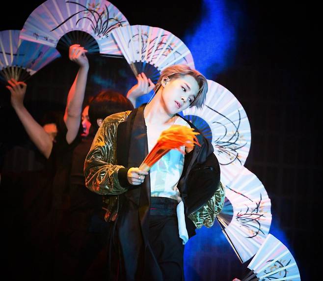 '국보급 아이돌' 방탄소년단 지민, 아미 생일기념 특별한 선물..마음의 소리에 귀 기울여 보세요♡