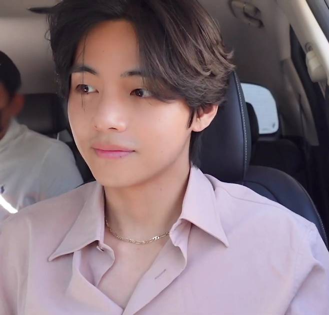 "이건 미쳤다" 방탄소년단 뷔 언급에 운명 바뀐 比무명가수..감동 스토리