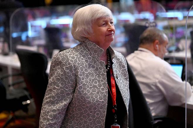 <YONHAP PHOTO-2722> FILE PHOTO: U.S. Secretary of Treasury Janet Yellen arrives at the meeting room during the G20 Finance Ministers Meeting in Nusa Dua, Bali, July 15, 2022. Sonny Tumbelaka/Pool via REUTERS/File Photo/2022-07-16 21:39:07/ <저작권자 ⓒ 1980-2022 ㈜연합뉴스. 무단 전재 재배포 금지.>