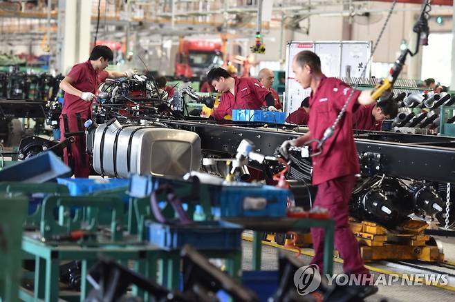 중국의 한 공장 내부  [AFP 연합뉴스 자료사진. 재판매 및 DB 금지]