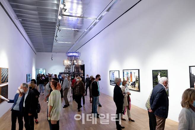 지난 5월 19일부터 독일 볼프스부르크에서 열리고 있는 ‘체크포인트, 한국에서 바라본 국경’ 전시 전경. (사진=한국국제문화교류진흥원)