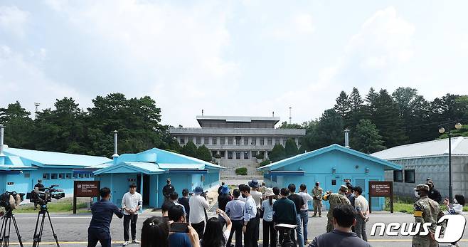 19일 판문점이 내외신 기자들로 붐비고 있다. 2022.7.19/뉴스1 © News1 사진공동취재단