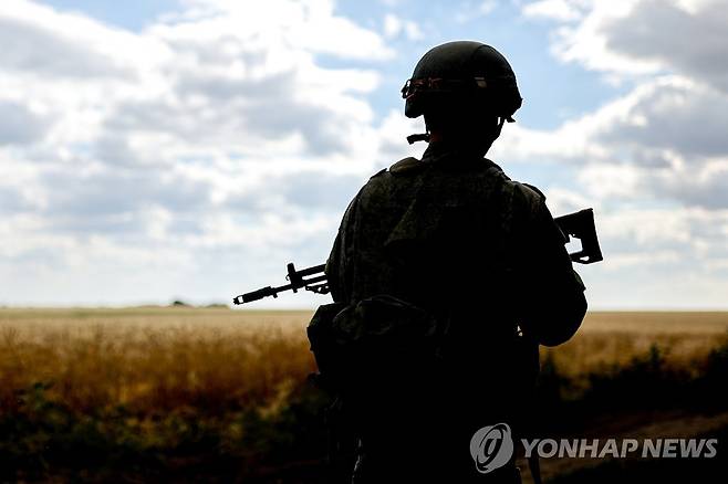 우크라이나 헤르손 전장의 병사 [타스 연합뉴스 자료사진. 재판매 및 DB 금지]