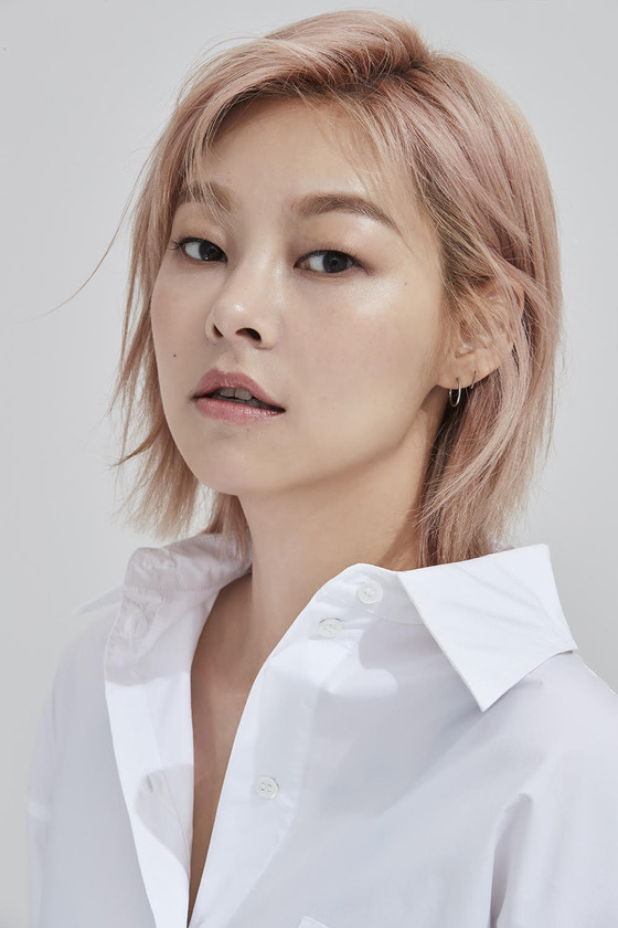 송해나