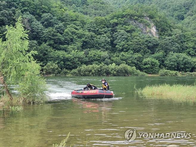 영월서 급류 실종된 60대 이틀째 수색 [영월소방서 제공. 연합뉴스 자료사진]