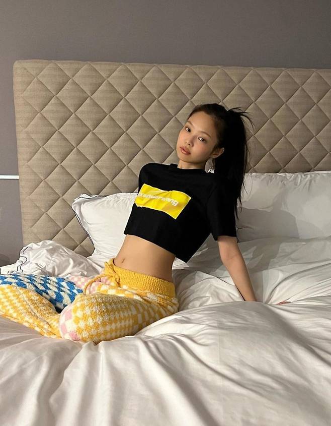@jennierubyjane