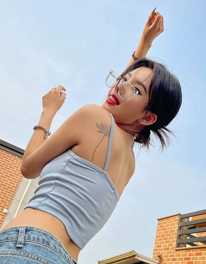 @tiny.pretty.j