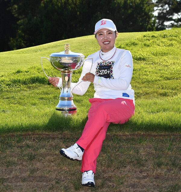 2022년 미국여자프로골프(LPGA) 투어 트러스트 골프 스코틀랜드 여자오픈 우승한 후루에 아야카가 최혜진 프로, 아타야 티티쿤과 신인상 경쟁에 뛰어들었다. 사진제공=Getty Images_LPGA