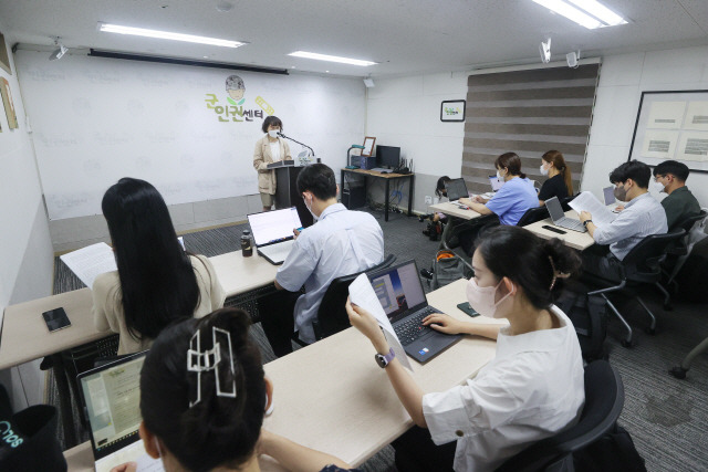 ▲ 2일 서울 마포구 군인권센터에서 공군 제15특수임무비행단 여군 하사 성폭력 사건 관련 기자회견이 열리고 있다. [연합뉴스]