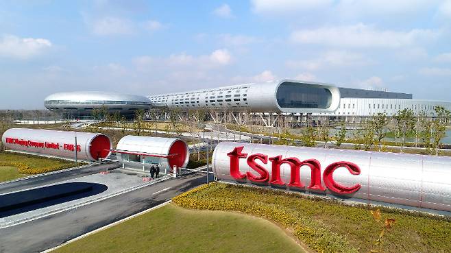 중국 난징에 위치한 TSMC의 팹16. TSMC 제공