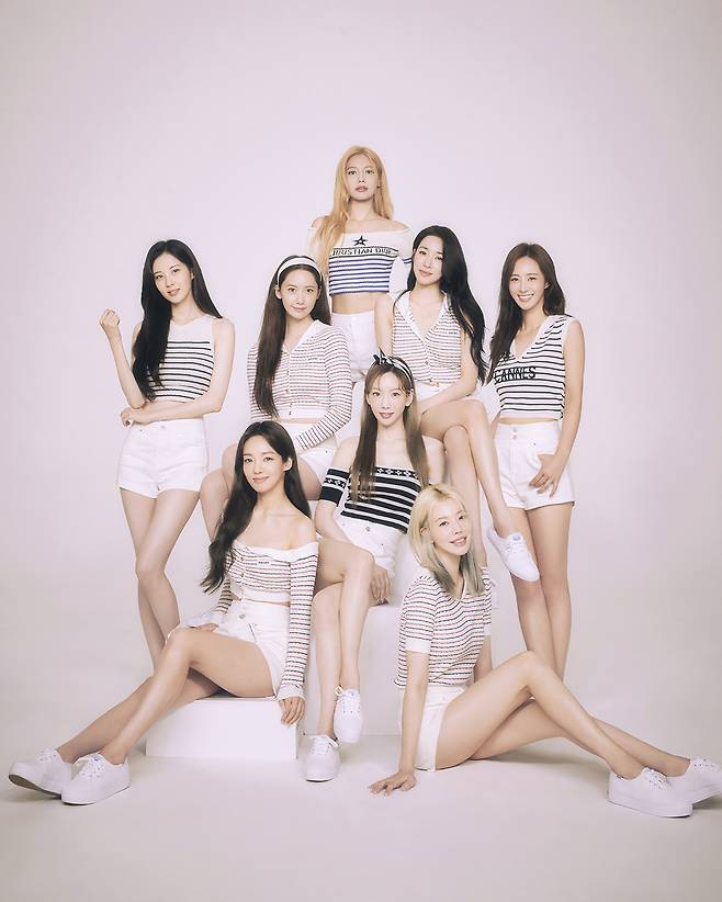 Concept image of Girls’ Generation 7th LP “FOREVER1.” (SM Entertainment)