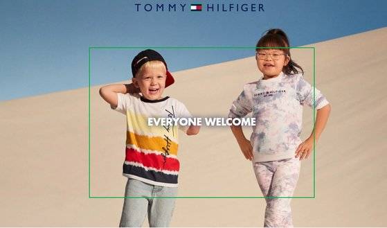 타미 힐피거가 장애 아동을 위해 출시한 '타미 어댑티브' 라인. [사진 타미 힐피거 홈페이지 캡처]