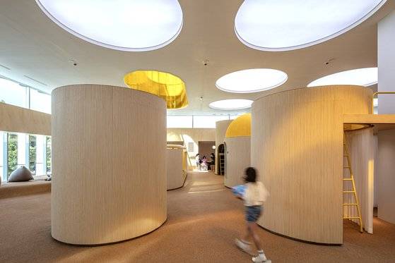 남양주시에 새로 지어진 청소년 전용 공간 '펀그라운드 진접'의 내부. 청소년이라면 무료로 이용할 수 있다. ［사진 진효숙 작가］