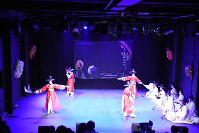 ▲창작연희극 백수지왕 ⓒ채희완