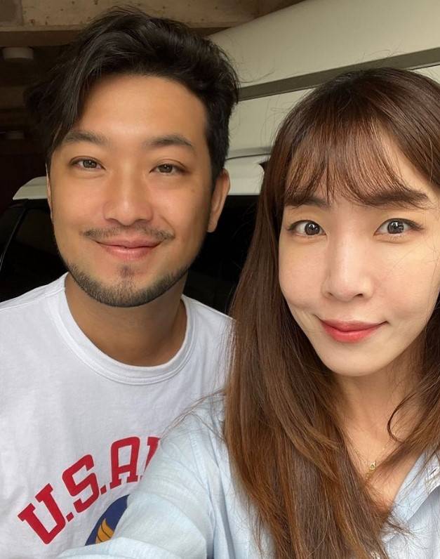 ▲ 작사가 김이나, 유튜버 '침착맨' 이말년. 출처| 김이나 인스타그램