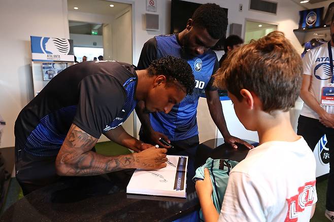 사진=아탈란타 공식 홈페이지, 에데르송(좌)와 제레미 보가(우)