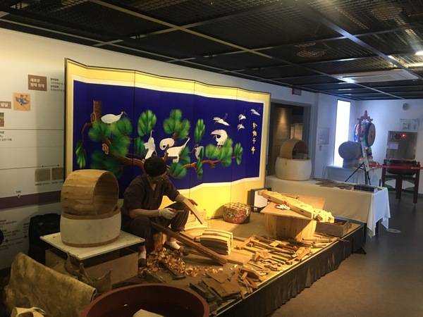 북 메우기 제작 과정을 생생히 확인하는 시간~