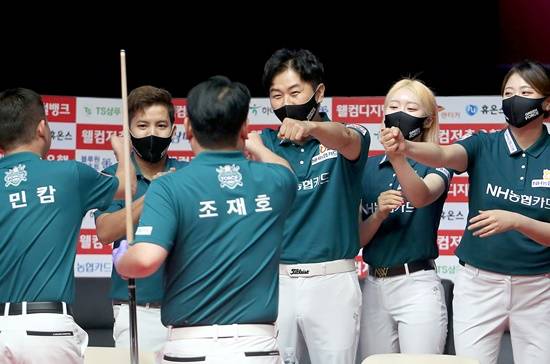 NH농협카드는 블루원을 4:2로 꺾으며 1라운드 4승 3패 웰뱅피닉스와 공동 2위를 기록했다. (사진=PBA제공)