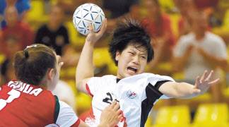 MVP에 선정된 김민서. [국제핸드볼연맹 홈페이지 캡처]