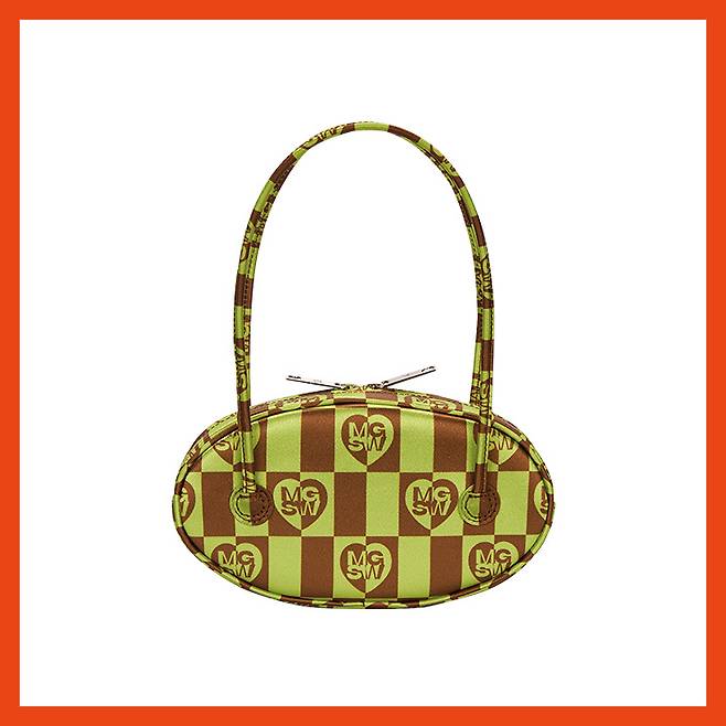 오벌 백 16만9천원 마지셔우드.