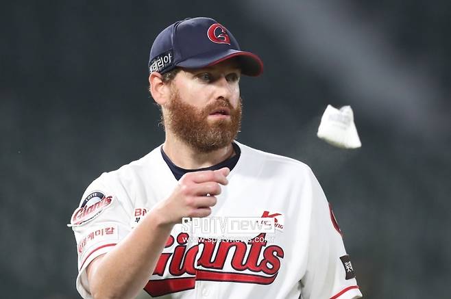 ▲ 10일 KBO리그 복귀전을 치른 댄 스트레일리. ⓒ곽혜미 기자