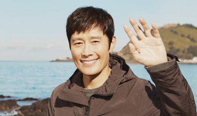 엄마가 어린 시절 동석에게 보여준 차가운 표정은 그의 마음에 깊은 상처를 남겼다.<사진 제공=tvN>