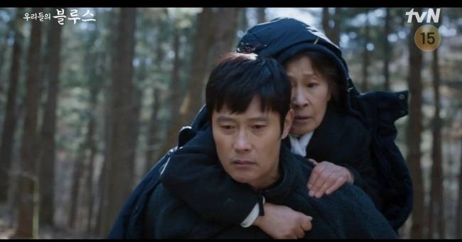 동석은 엄마를 용서하기로 결심한다.<사진 제공=tvN>