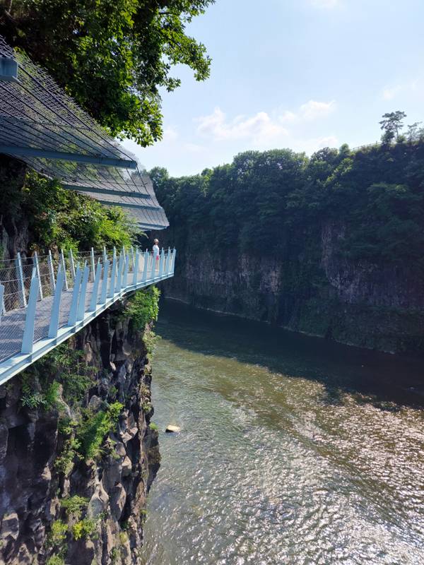 주상절리 수직절벽